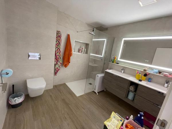 Casa independiente en Barrio Cañada de Praez, 74