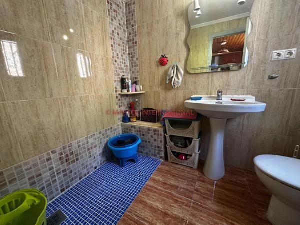 Casa independiente en calle Menéndez Pelayo