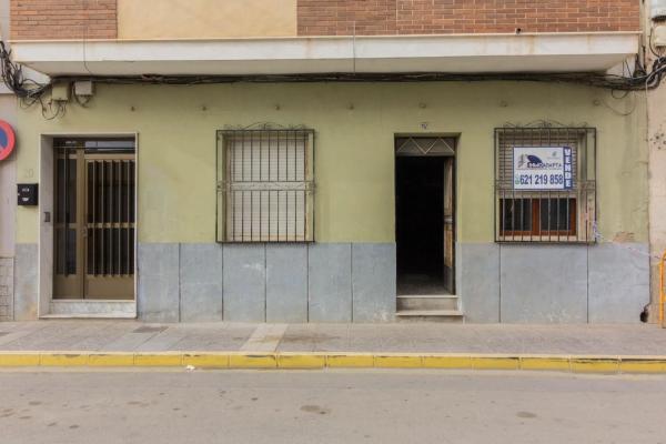 Casa independiente en calle Juan Carlos I