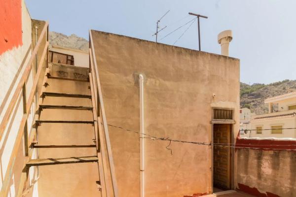 Casa independiente en calle Pablo Iglesias