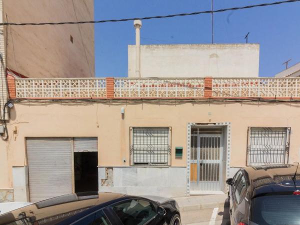 Casa independiente en calle Pablo Iglesias