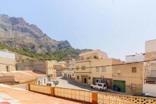 Casa independiente en calle Pablo Iglesias