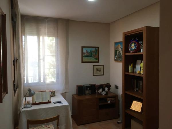 Casa independiente en calle Doctor Rafael Poveda Escud