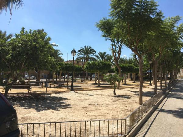 Casa independiente en calle Doctor Rafael Poveda Escud