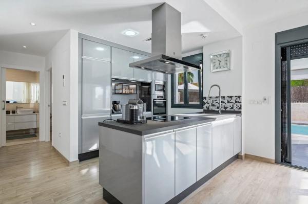 Casa independiente en avenida de Argentina, 72