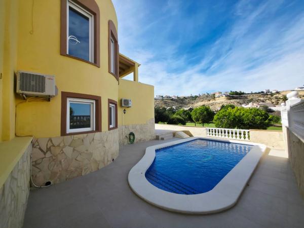 Casa independiente en Honda, 60