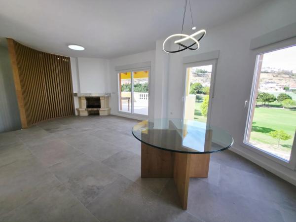 Casa independiente en Honda, 60