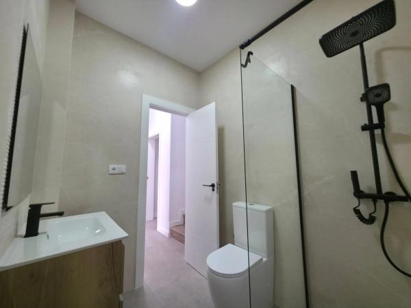 Casa independiente en Honda, 60