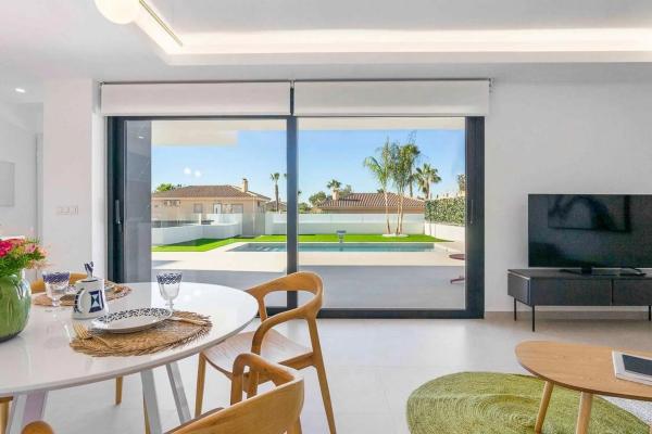 Casa independiente en calle Agata, 1