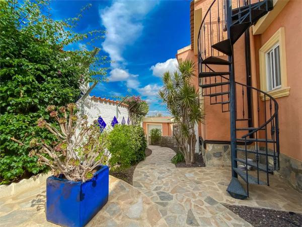 Casa independiente en paseo de Bo Astrom Nˡ 101