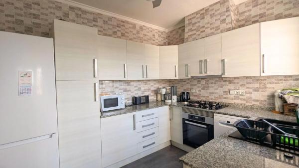 Casa independiente en calle Colina