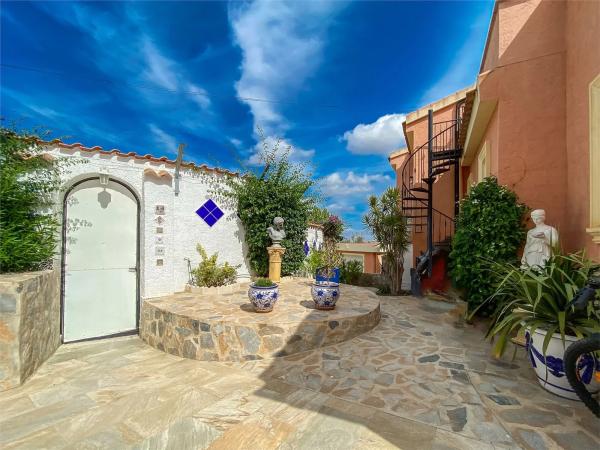 Casa independiente en paseo de Bo Astrom Nˡ 101