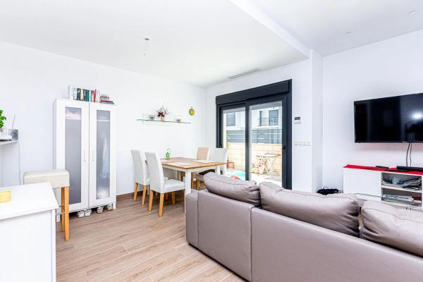 Casa independiente en Av. de Argentina, 77