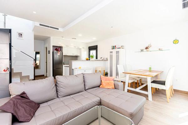 Casa independiente en Av. de Argentina, 77