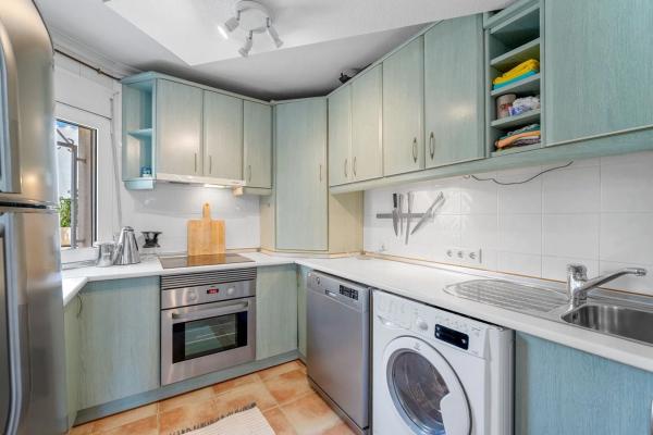 Casa independiente en calle Triángulo