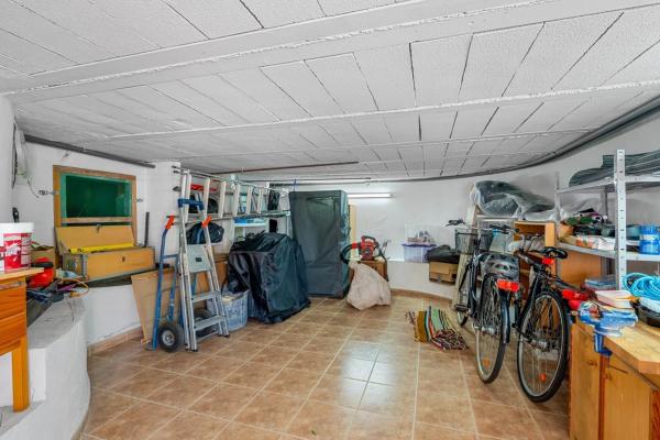 Casa independiente en calle Triángulo