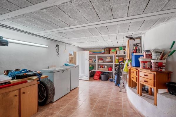 Casa independiente en calle Triángulo