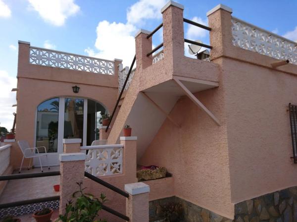 Casa independiente en avenida de las Naciones, 185