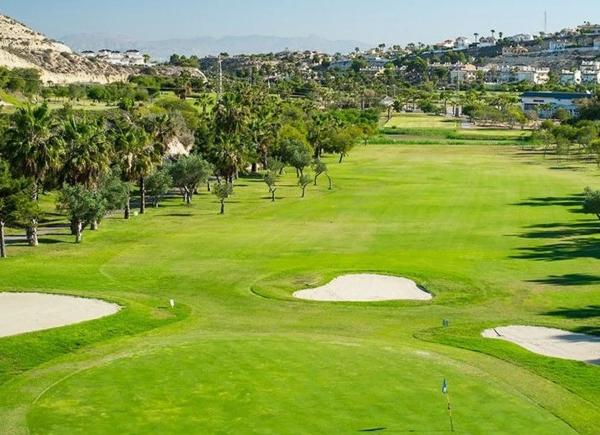 Casa independiente en avenida de las Naciones, 185
