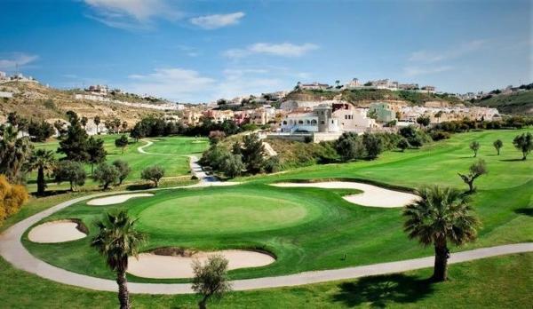 Casa independiente en avenida de las Naciones, 185