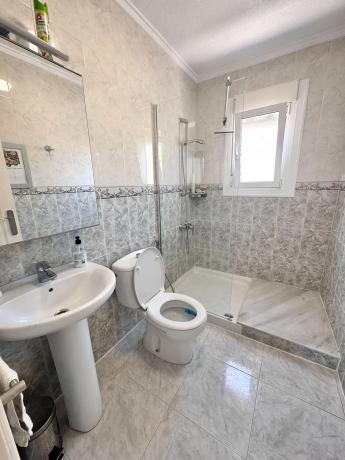 Casa independiente en calle Sorolla, 57