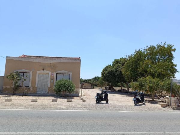 Finca rústica en Partida lo Saavedra, 86