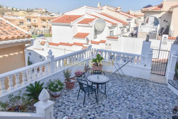 Casa independiente en calle Sierra del Carche