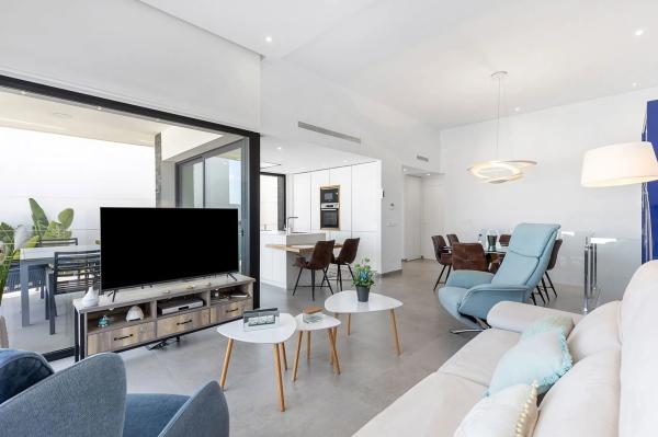 Casa independiente en avenida del Recorral