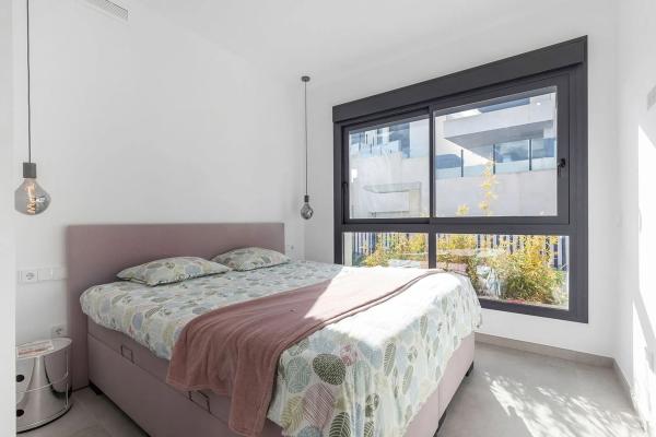 Casa independiente en avenida del Recorral