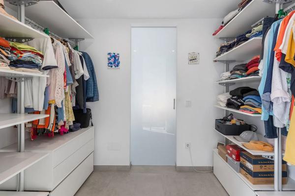 Casa independiente en avenida del Recorral