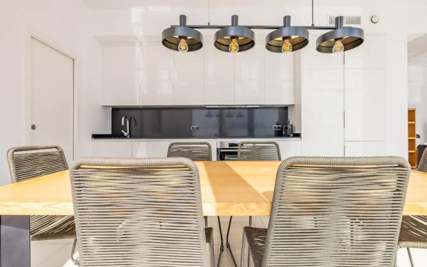 Casa independiente en avenida Guatemala