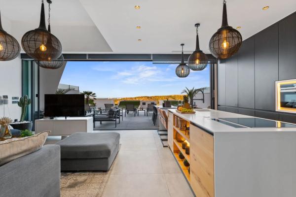 Casa independiente en avenida del Recorral