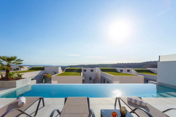 Casa independiente en avenida del Recorral