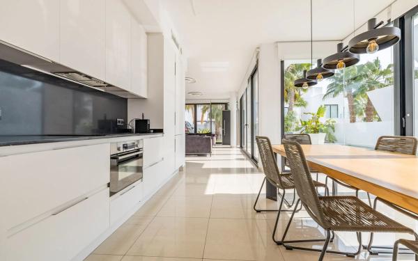 Casa independiente en avenida Guatemala