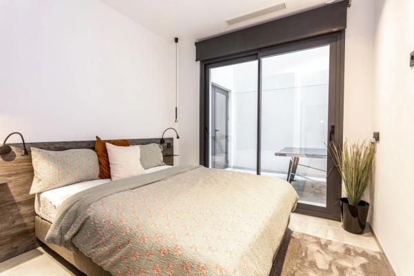 Casa independiente en avenida del Recorral