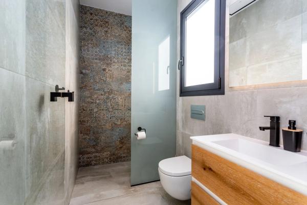 Casa independiente en avenida del Recorral