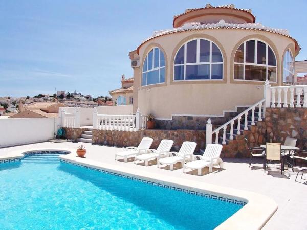 Casa independiente en calle Sierra de Monserrat, 32