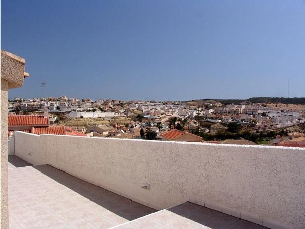 Casa independiente en calle Sierra de Monserrat, 32