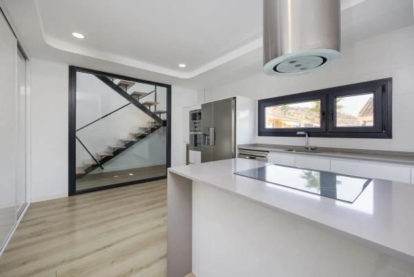 Casa independiente en calle Turmalina, 8