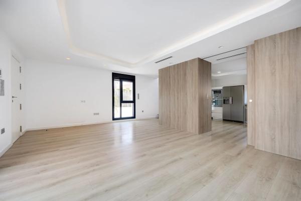 Casa independiente en calle Turmalina, 8