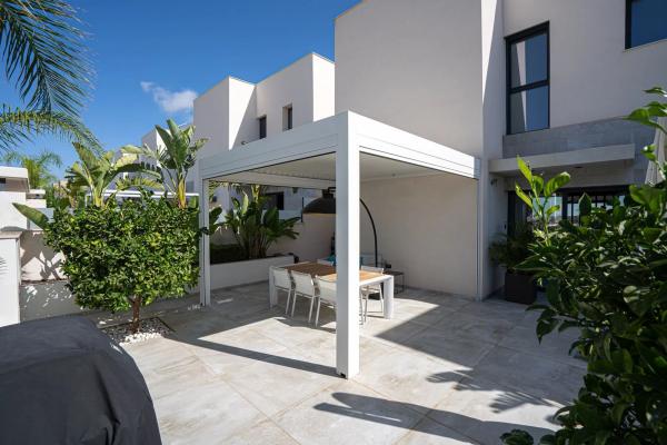 Casa independiente en avenida del Recorral