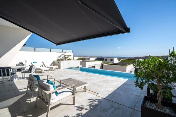 Casa independiente en avenida del Recorral