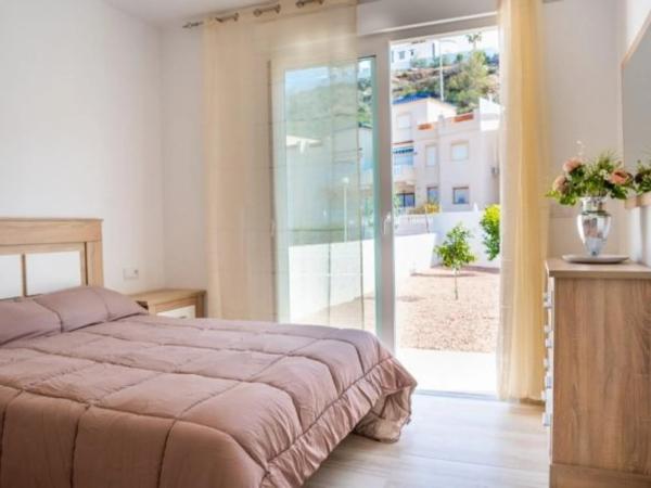 Casa independiente en calle Mar Caribe