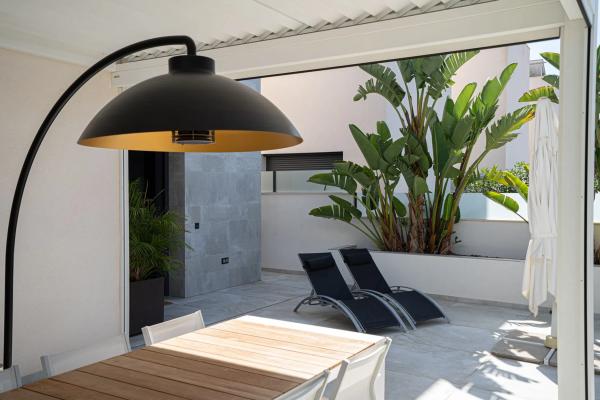 Casa independiente en avenida del Recorral