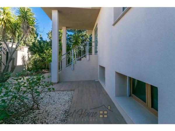 Casa independiente en calle Numero 5, 11