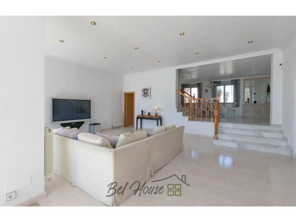 Casa independiente en calle Numero 5, 11