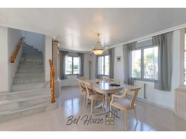 Casa independiente en calle Numero 5, 11