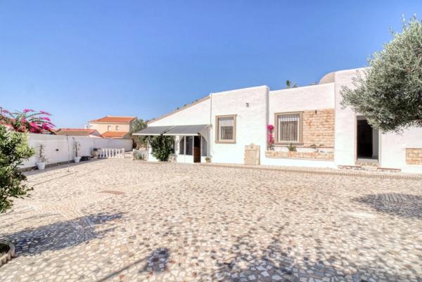 Casa independiente en calle Galicia