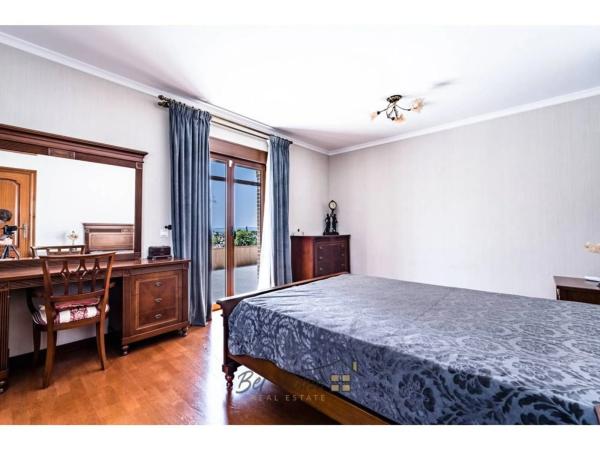 Casa independiente en calle de los Almendros