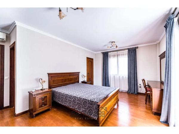 Casa independiente en calle de los Almendros